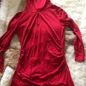 Long sleeve turtleneck, thin material. NY and Co.